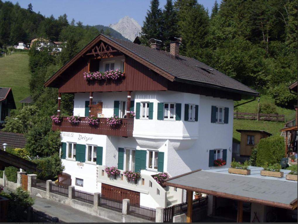 Haus Pelzer Apartment Mittenwald Exterior foto